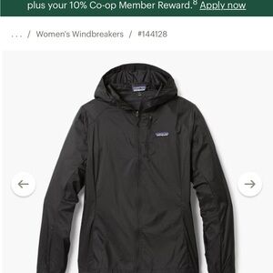 Patagonia black windbreaker